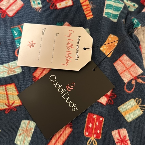 Cuddl Duds Womens M Pajama Top Christmas Holiday NWT Comfortable Soft Lounge - Picture 8 of 10